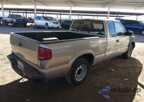 2002 Chevrolet S-10 Ls z USA, uszkodzony, nr VIN 1GCCS19W028174997